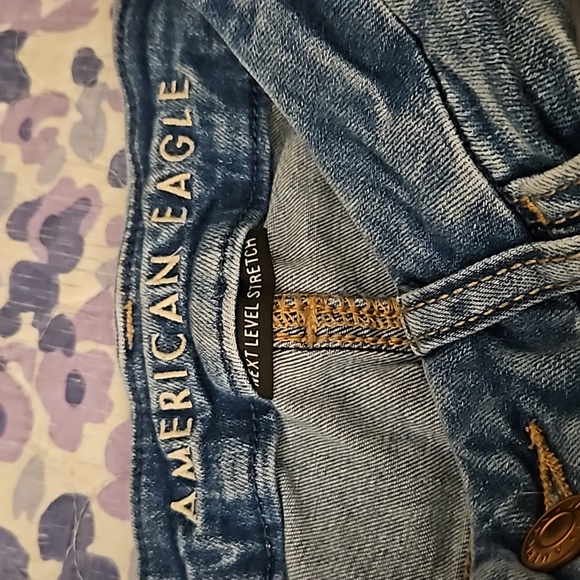 American Eagle Woman's Ripped Skinny Jeans, Size 4 - Picture 3 of 4